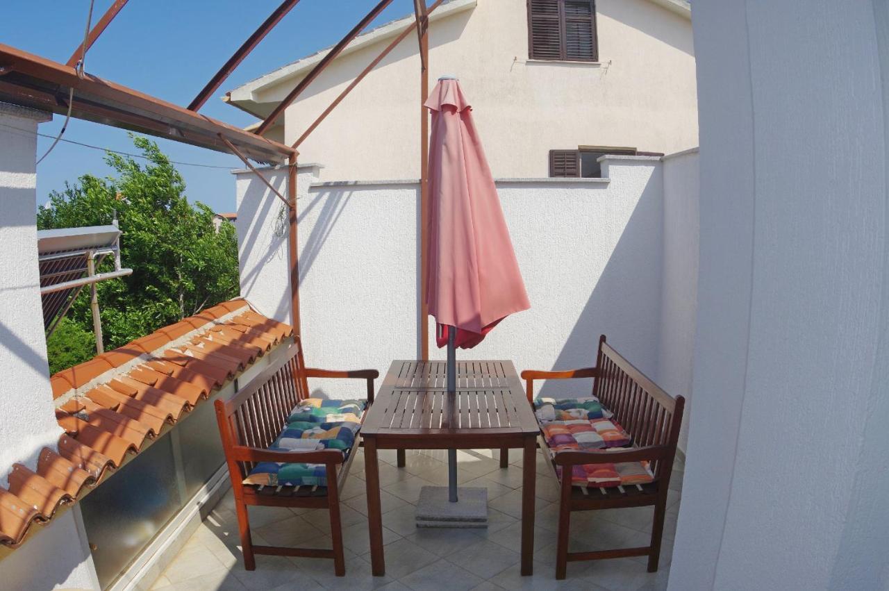 Apartment Mia Vinkuran Εξωτερικό φωτογραφία