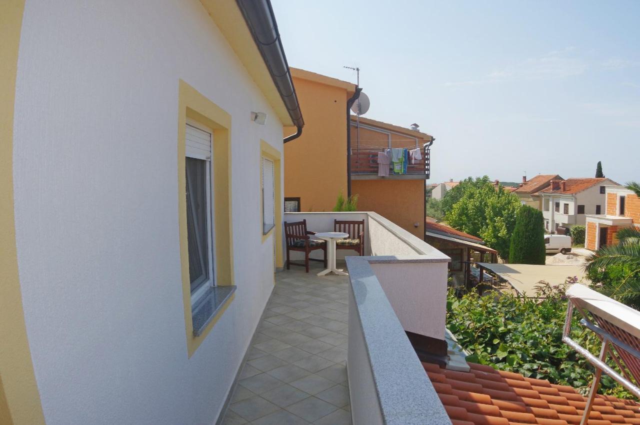 Apartment Mia Vinkuran Εξωτερικό φωτογραφία